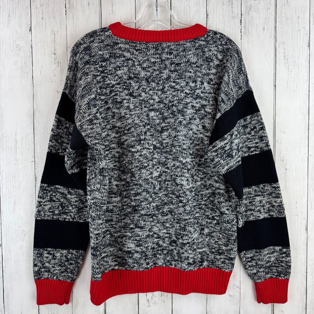 VTG Mickey & Co. Gray Red Mickey Mouse Disney Crewneck Knit Sweater Size Large - Picture 6 of 9